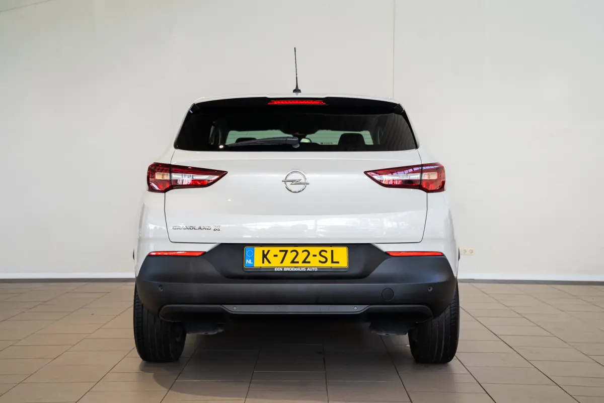 1.2 Turbo Edition Automaat | Apple Carplay & Android Auto | Parkeersensoren | Cruise Controle | Lichtmetalen velgen |