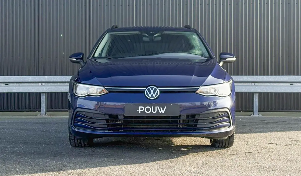 1.0 TSI 110pk Life | 18" Velgen | Navigatie | Adaptive Cruise | Camera | DAB