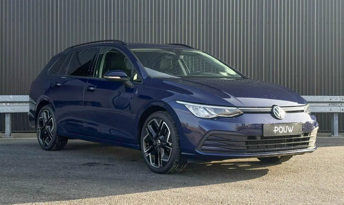 1.0 TSI 110pk Life | 18" Velgen | Navigatie | Adaptive Cruise | Camera | DAB