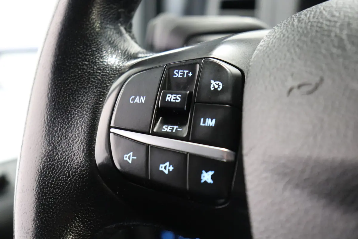 2.0 TDCI MHEV EURO 6 - Airco - Cruise - Camera - €13.499,- Excl.