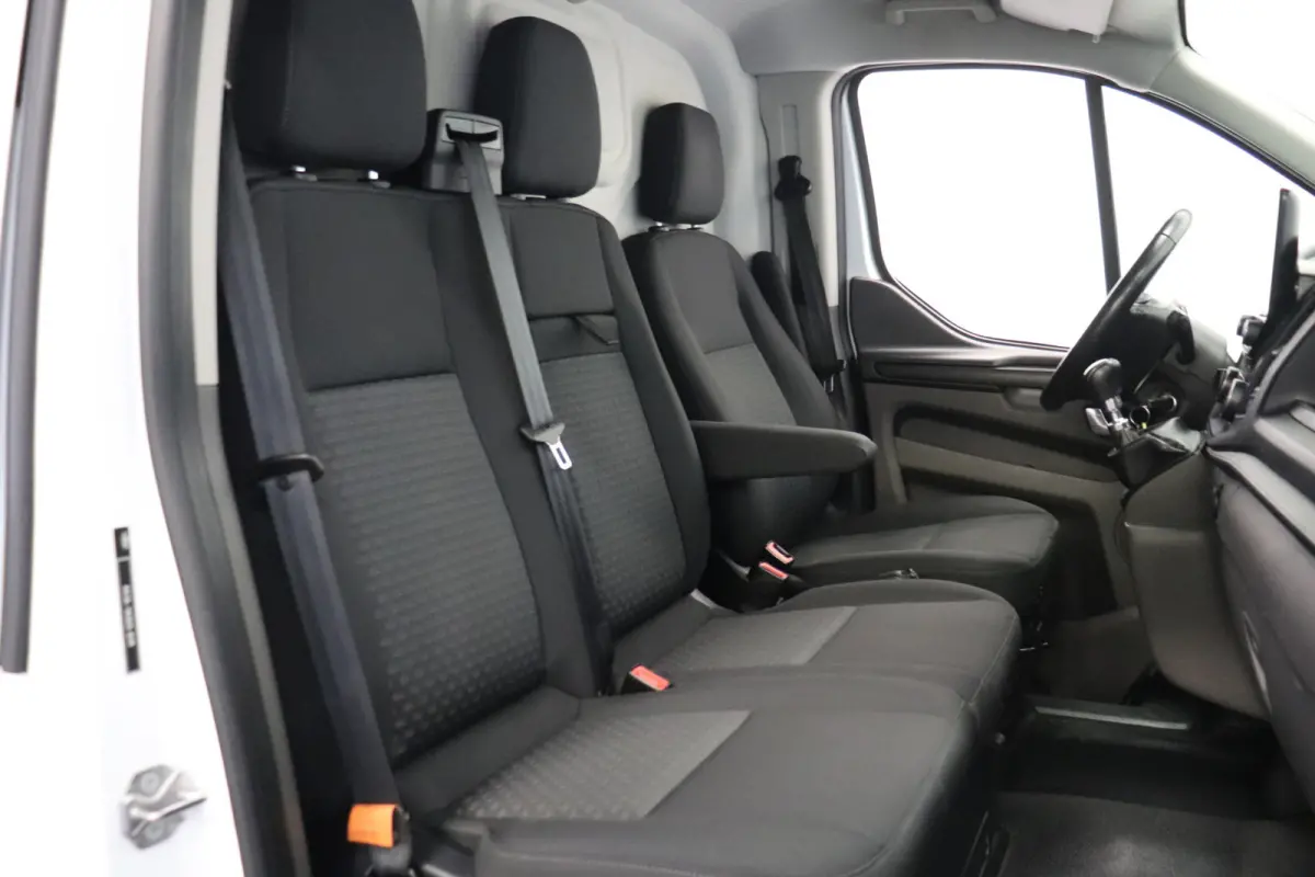 2.0 TDCI MHEV EURO 6 - Airco - Cruise - Camera - €13.499,- Excl.