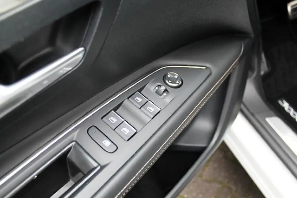 1.2 PureTech GT Automaat | Navi | Camera | Adaptive Cruise