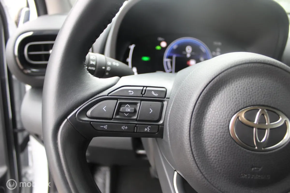 1.5 Hybrid 115 Active 1e Eig. | NL Auto Boekjes | Apple Carplay/Android Auto