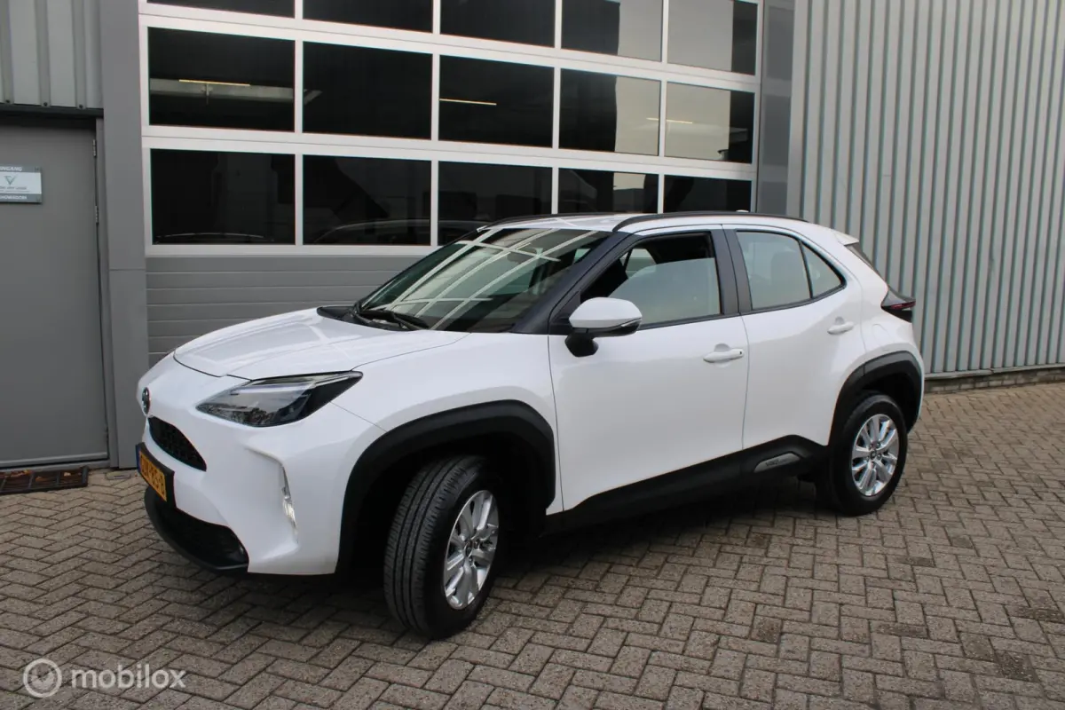 1.5 Hybrid 115 Active 1e Eig. | NL Auto Boekjes | Apple Carplay/Android Auto