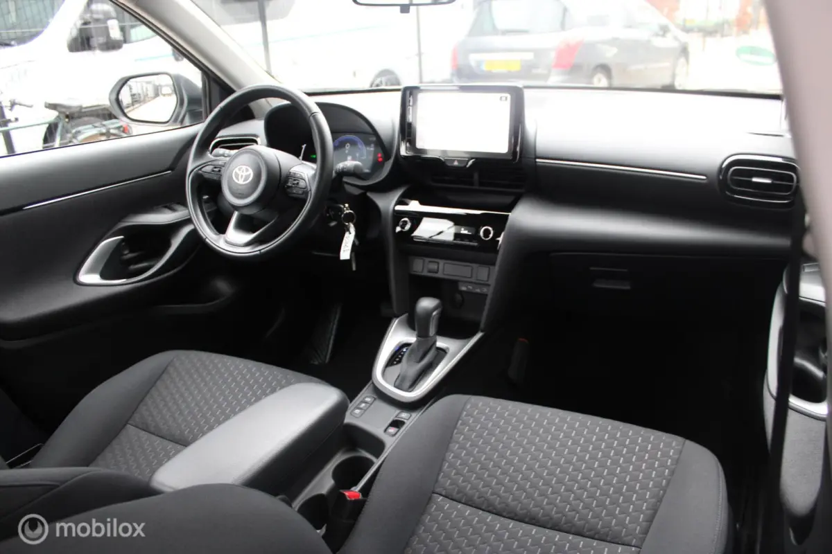 1.5 Hybrid 115 Active 1e Eig. | NL Auto Boekjes | Apple Carplay/Android Auto