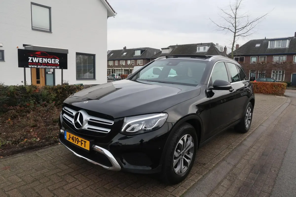 250 4MATIC PANORAMADAK|AMG-INTERIEUR|NAVIGATIE XL|XENON-LED|DEALER ONDERHOUDEN