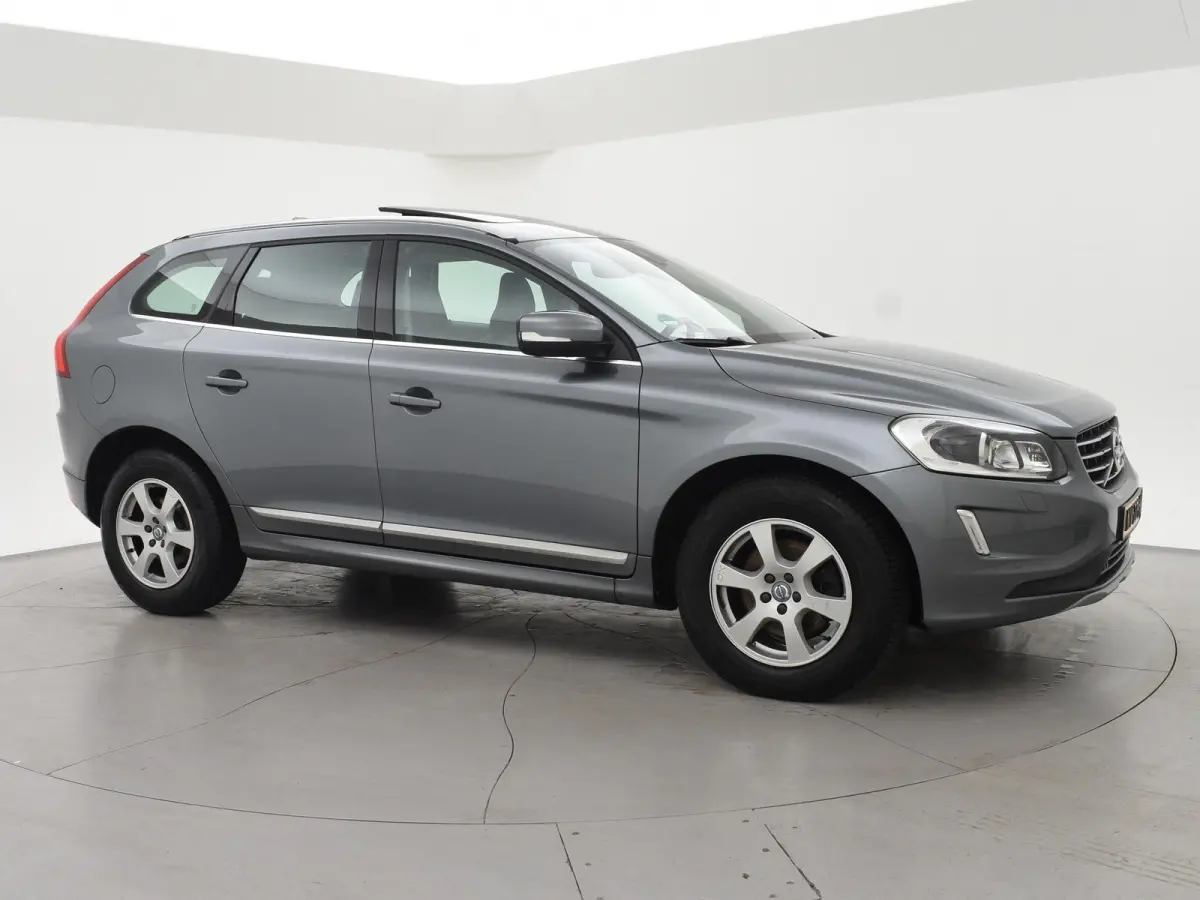 2.0 T5 FWD 245 PK POLAR+ PANORAMA | LEDER | TREKHAAK | STOELVERW.