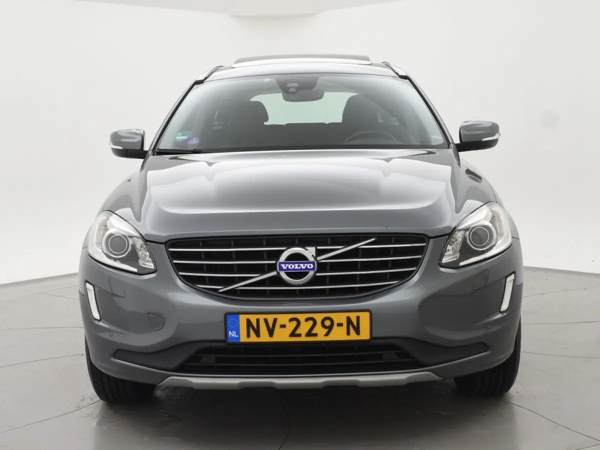 2.0 T5 FWD 245 PK POLAR+ PANORAMA | LEDER | TREKHAAK | STOELVERW.