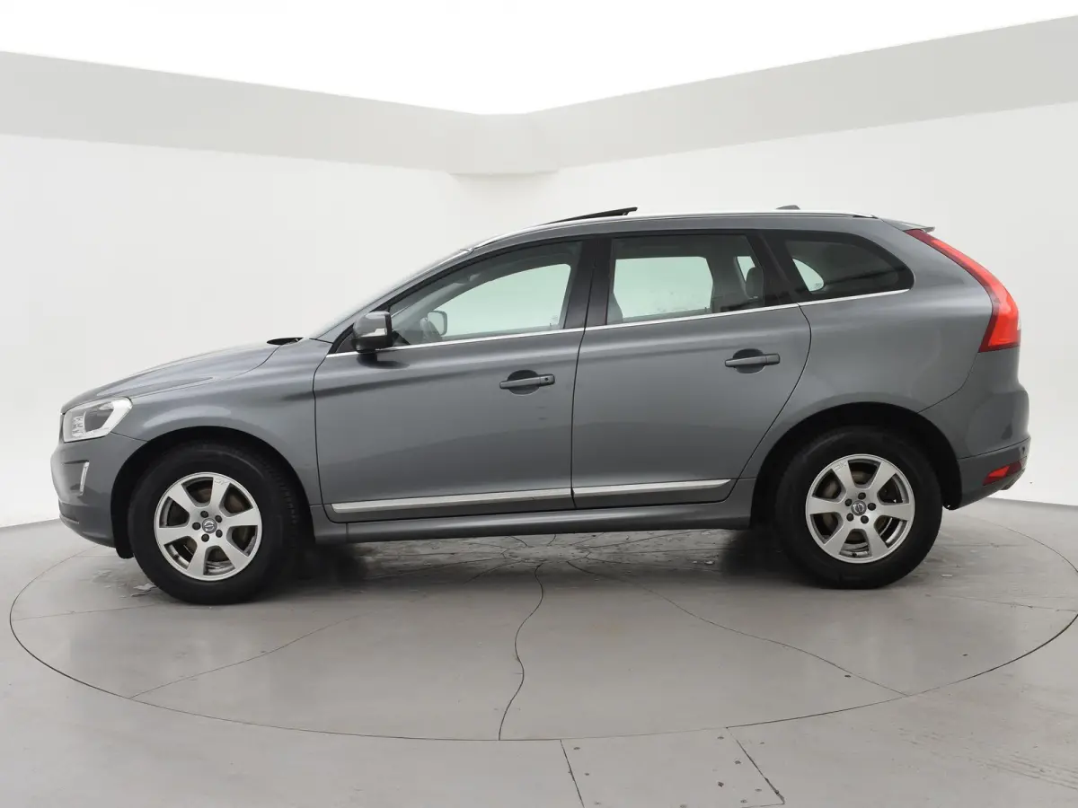 2.0 T5 FWD 245 PK POLAR+ PANORAMA | LEDER | TREKHAAK | STOELVERW.