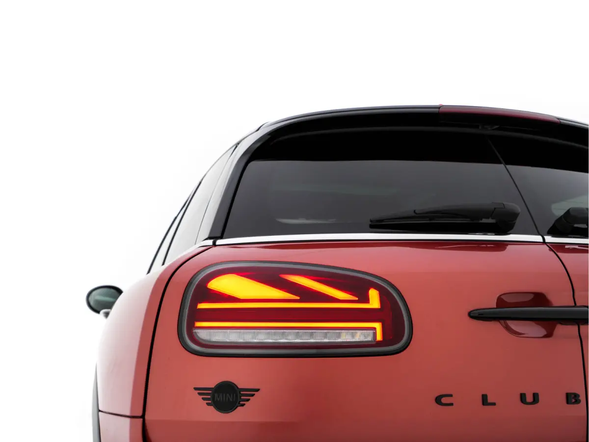 Mini 2.0 Cooper S ALL4 JCW-Styling Premier Plus (INCL-BTW) Aut * PANO | LEATHER | FULL-LED | HEATED-SPORTSEATS | DIGI-COCKPIT | AMBIENTLIGHT | PRIVACY-GLASS | HEAD-UP | PDC | CAMERA | DAB  |