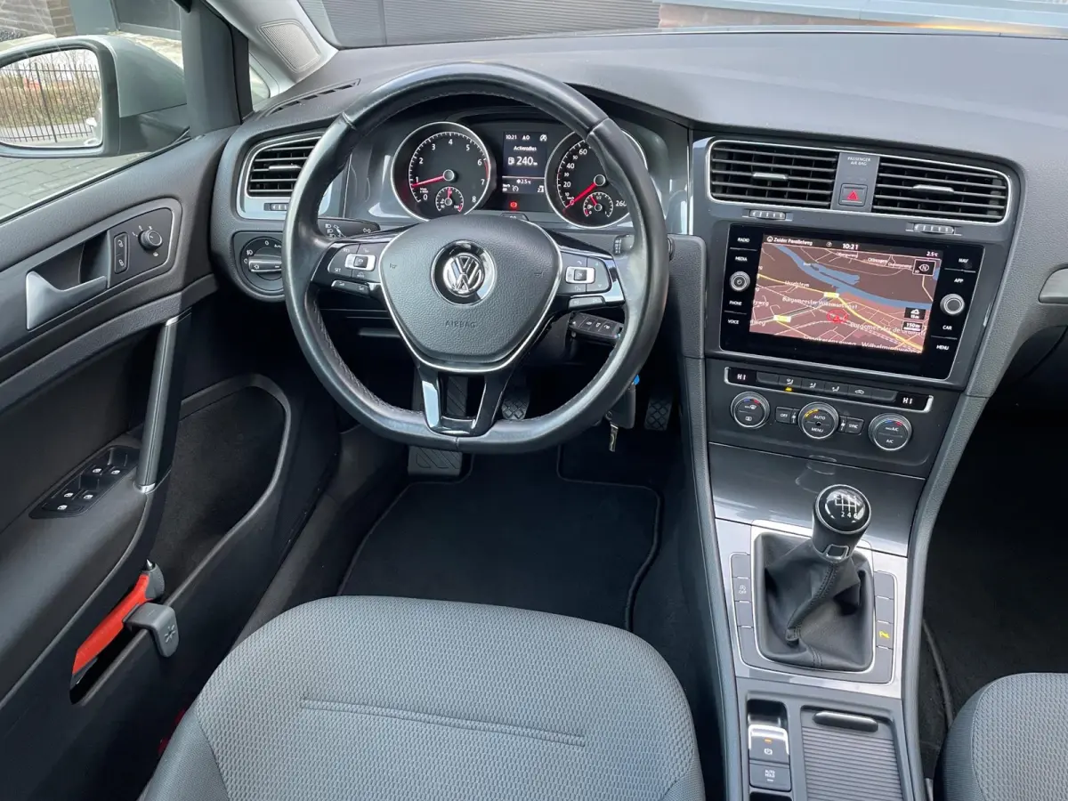 1.5 TSI Comfortline Business NL.Auto/Trekhaak/Navigatie/Adaptive-Cruise/Carplay/2De Eigenaar