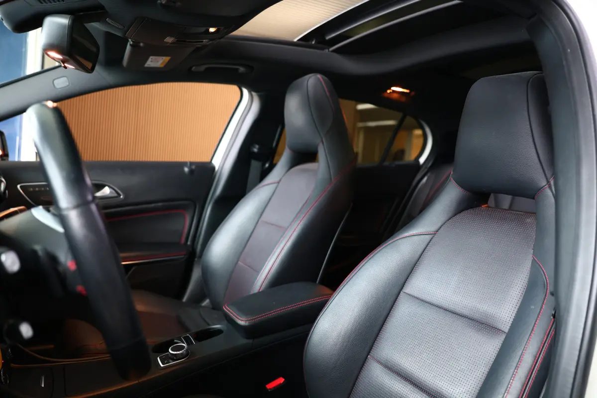 GLA 250 AUTOM 63000km AMG PANODAK LED AFN-TRHAK "15