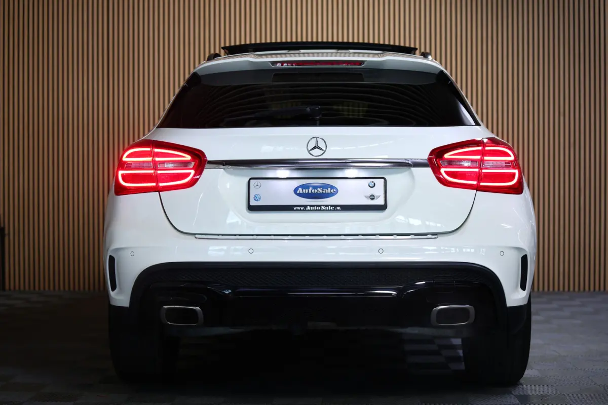 GLA 250 AUTOM 63000km AMG PANODAK LED AFN-TRHAK "15