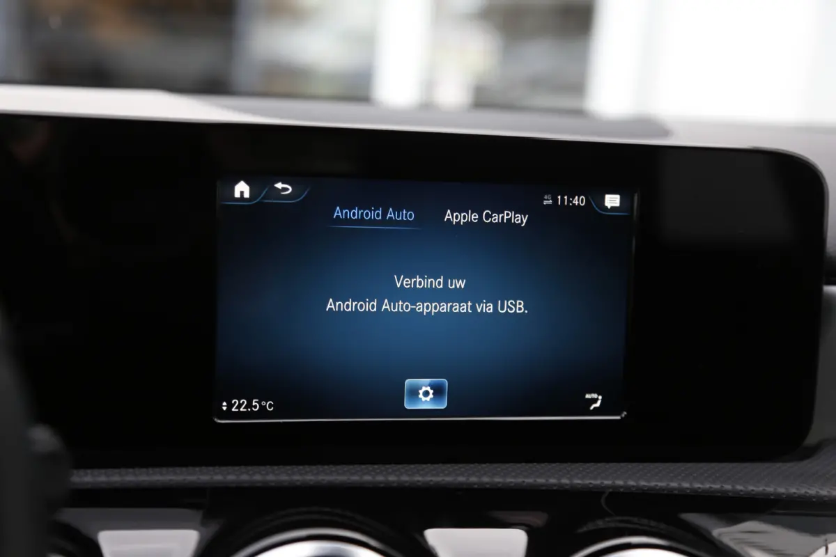 250 e AMG Line Plug in hybride*Perfect MB Onderh.*BTW*1ste Eig.*Apple Carplay-Android/High Perf. Koplamp./Diamond Grille/DAB/Stoelverw./Half Leder/Parkeersens.V+A/18 inch LM*