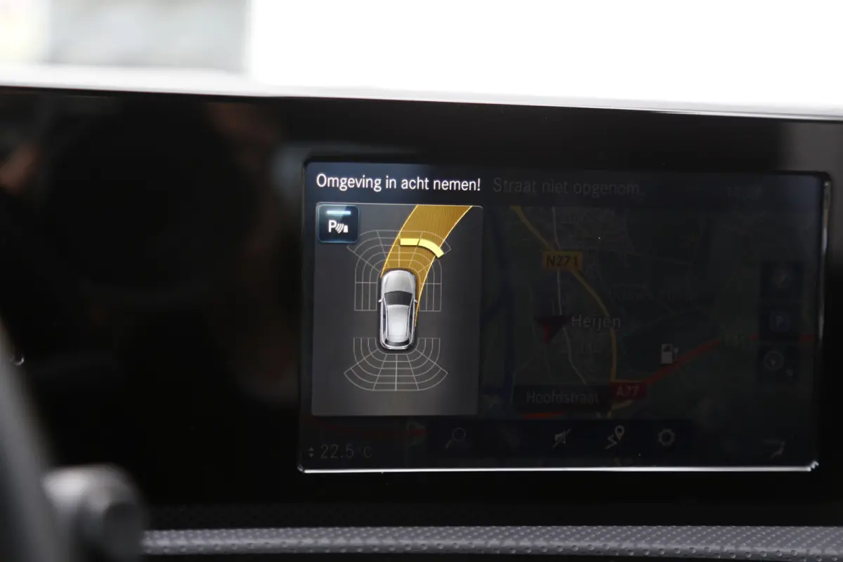250 e AMG Line Plug in hybride*Perfect MB Onderh.*BTW*1ste Eig.*Apple Carplay-Android/High Perf. Koplamp./Diamond Grille/DAB/Stoelverw./Half Leder/Parkeersens.V+A/18 inch LM*