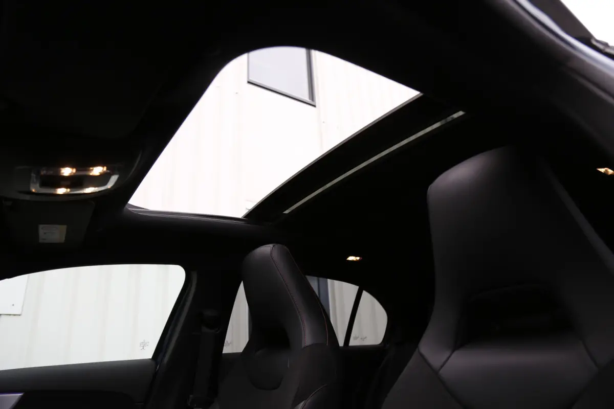 250 e AMG Line Plug in hybride*Perfect MB Onderh.*BTW*1ste Eig.*Pano/Sfeer/Night/MBUX/Apple Carplay-Android/Multi Beam LED Koplamp./Diamond Grille/DAB/Stoelverw./Half Leder/Parkeersens.V+A/1