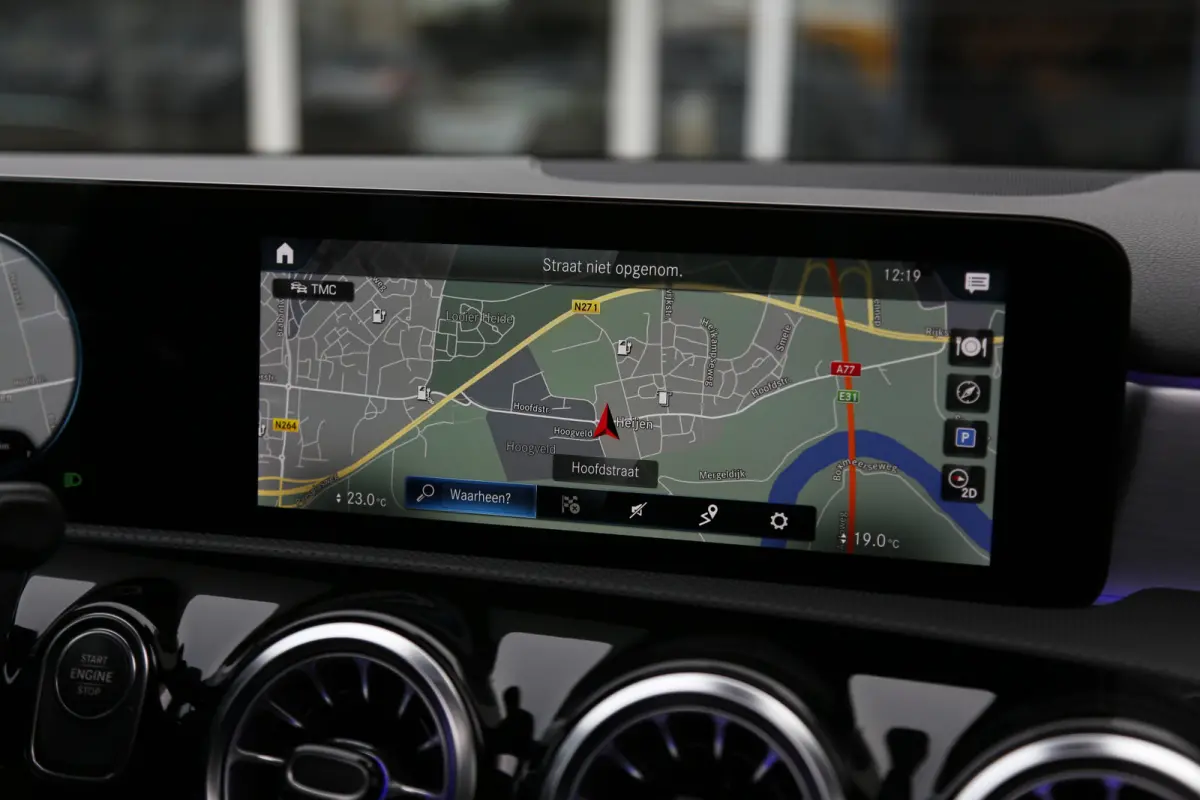 250 e AMG Line Plug in hybride*Perfect MB Onderh.*BTW*1ste Eig.*Pano/Sfeer/Night/MBUX/Apple Carplay-Android/Multi Beam LED Koplamp./Diamond Grille/DAB/Stoelverw./Half Leder/Parkeersens.V+A/1
