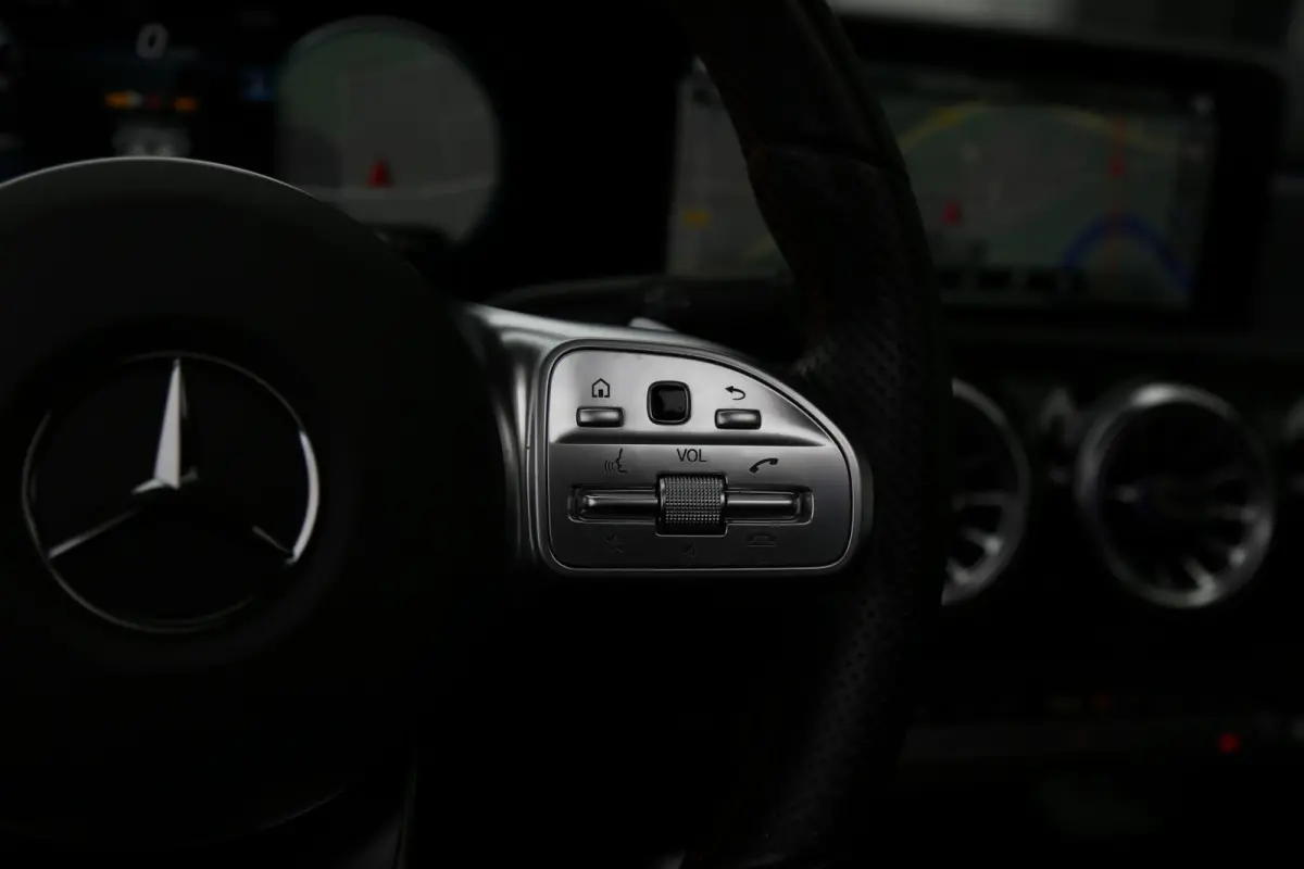 250 e AMG Line Plug in hybride*Perfect MB Onderh.*BTW*1ste Eig.*Pano/Sfeer/Night/MBUX/Apple Carplay-Android/Multi Beam LED Koplamp./Diamond Grille/DAB/Stoelverw./Half Leder/Parkeersens.V+A/1
