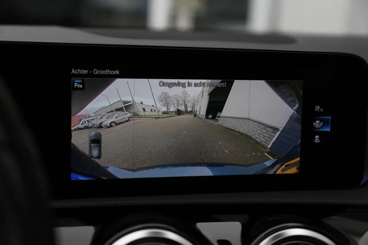 250 e AMG Line Plug in hybride*Perfect MB Onderh.*BTW*1ste Eig.*Pano/Sfeer/Night/MBUX/Apple Carplay-Android/Multi Beam LED Koplamp./Diamond Grille/DAB/Stoelverw./Half Leder/Parkeersens.V+A/1