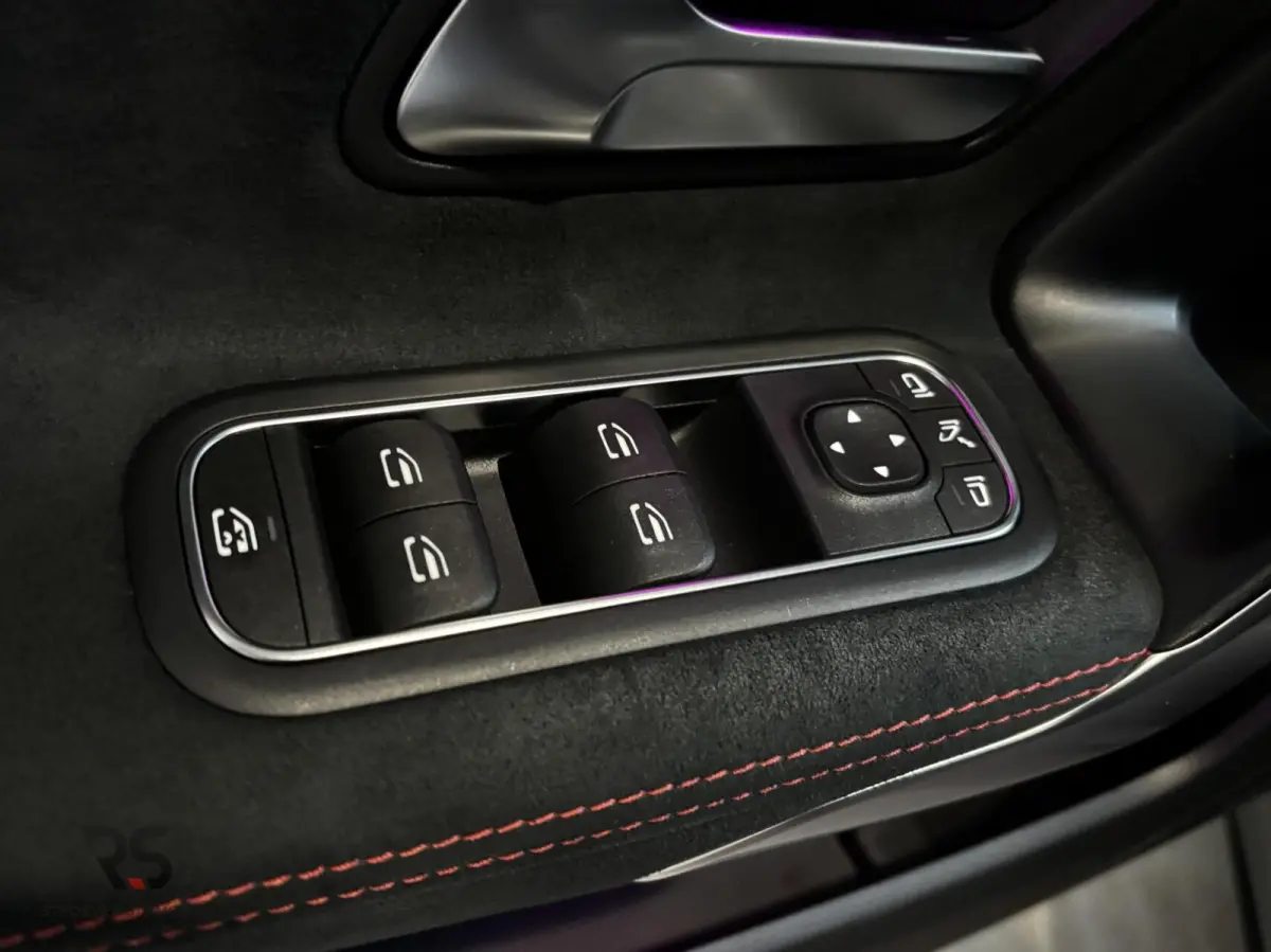 180 Buss Solution AMG | Navi | LED | Camera | CarPlay | Cruise | Virtual | Keyless | PDC | Sfeerverl | Org NLD |