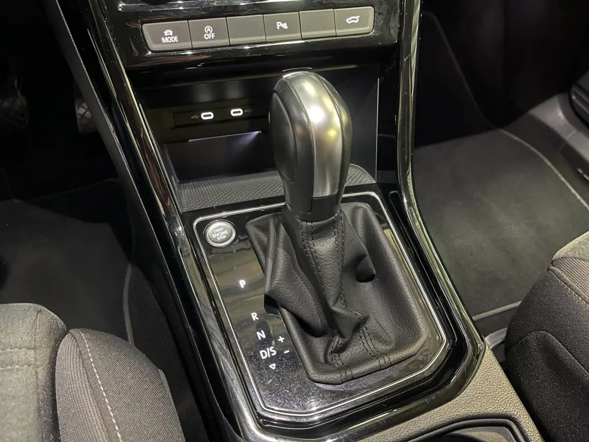 1.5 TSI Highline 7p 16"/Stoel + stuurverwarming + massage/Keyless/Elektrische klep/PDC v+a/Apple Carplay & Android Auto