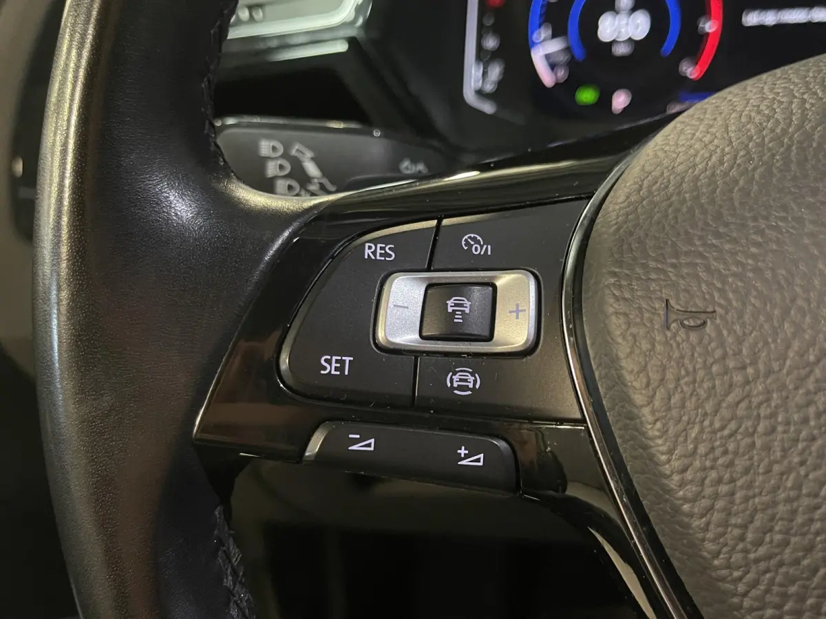 1.5 TSI Highline 7p 16"/Stoel + stuurverwarming + massage/Keyless/Elektrische klep/PDC v+a/Apple Carplay & Android Auto