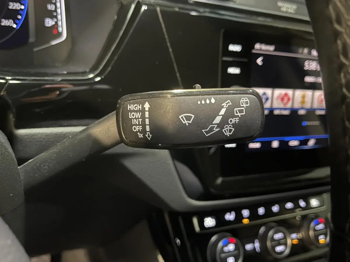 1.5 TSI Highline 7p 16"/Stoel + stuurverwarming + massage/Keyless/Elektrische klep/PDC v+a/Apple Carplay & Android Auto