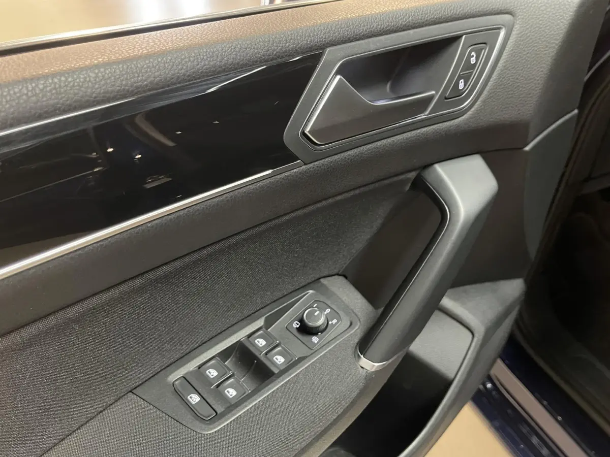 1.5 TSI Highline 7p 16"/Stoel + stuurverwarming + massage/Keyless/Elektrische klep/PDC v+a/Apple Carplay & Android Auto