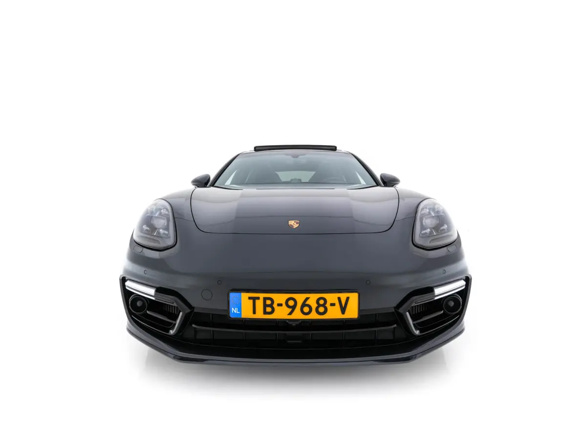 2.9 4 E-Hybrid (Plug-In) Aut. *PANO | LEATHER | NAVI-FULLMAP | AIR-SUSPENSION | KEYLESS | BOSE-SURROUND | SOFT-CLOSE | ADAPT-CRUISE | SURROUND-VIEW | DAB | MEMORY-PACK | CARPLAY | SPORT-SEAT