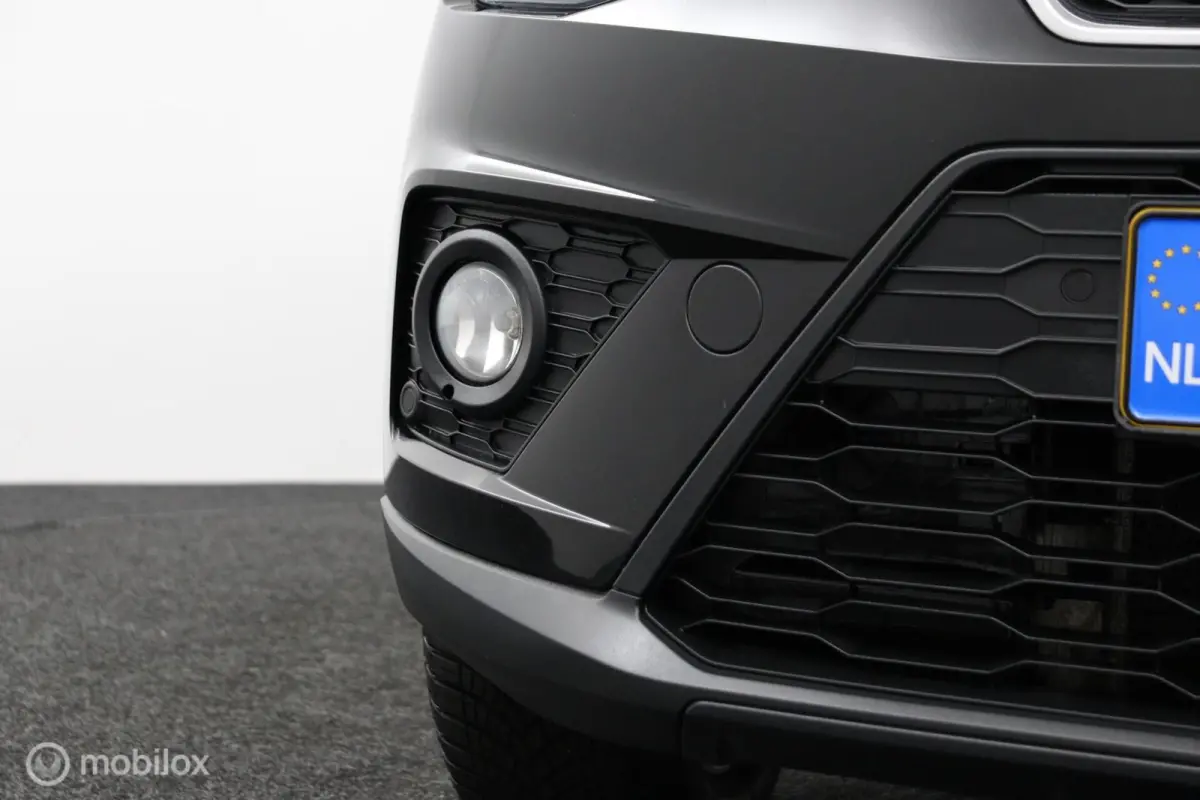 1.0 TSI Style Business Intense |CarPlay | NL-Auto | Clima | Camera | Sensoren V&A | All seasons | Dealer-staat |