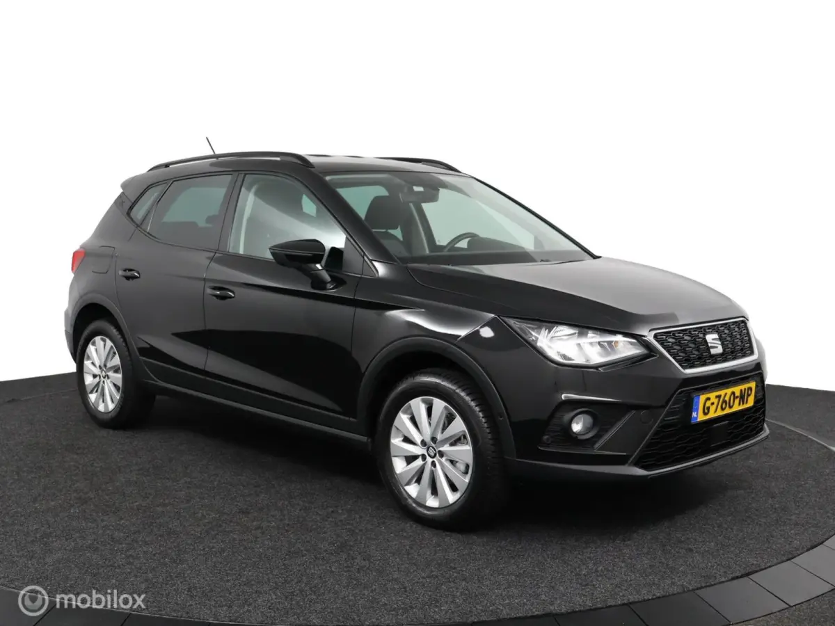 1.0 TSI Style Business Intense |CarPlay | NL-Auto | Clima | Camera | Sensoren V&A | All seasons | Dealer-staat |