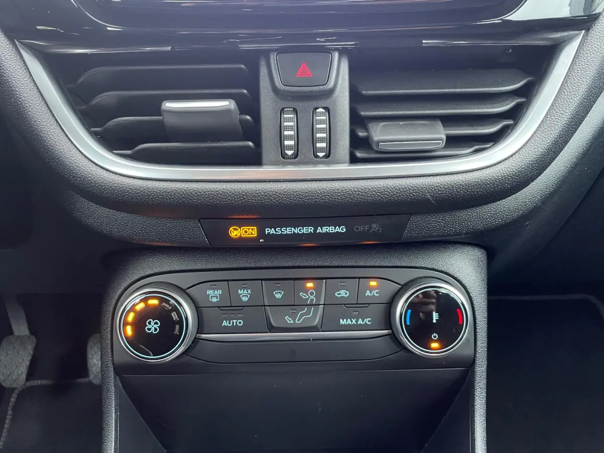 1.0 EcoBoost Hybrid Titanium NL.Auto/Carplay/Full Led/Navigatie/Cruise-control/1Ste Eigenaar/Dealer Onderhouden