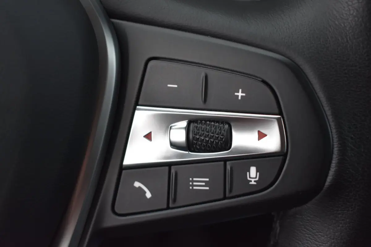 3 Serie High Executive Sport Line | TREKHAAK | APPLE CARPLAY | NAP | DEALER ONDERHOUDEN | ANDROID AUTO