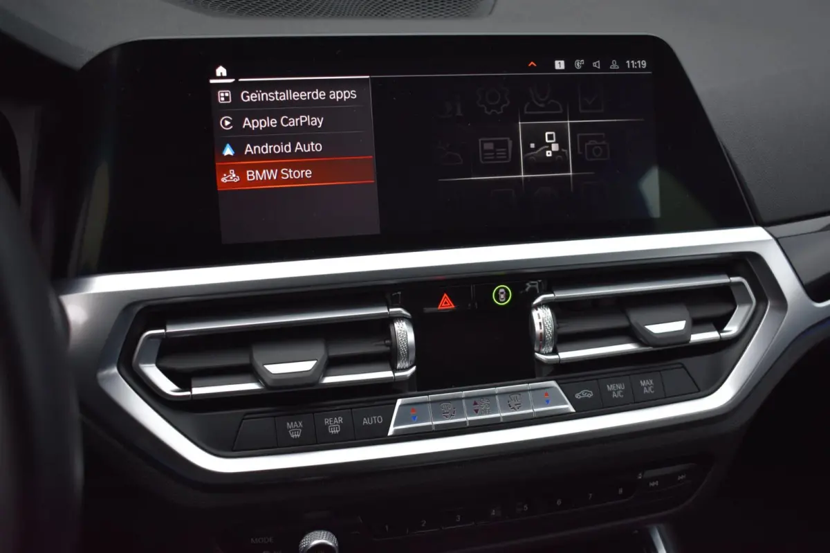 3 Serie High Executive Sport Line | TREKHAAK | APPLE CARPLAY | NAP | DEALER ONDERHOUDEN | ANDROID AUTO