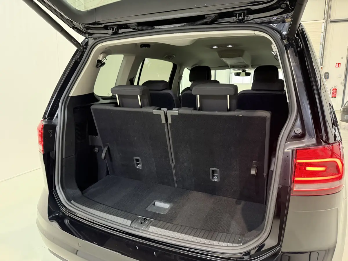 7p 1.5 TSI 150pk DSG Highline | ACC | Full Led