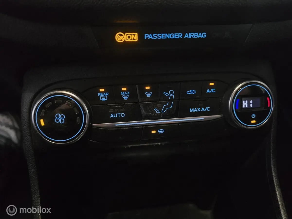 1.0 EcoBoost Titanium / B&O / Navigatie
