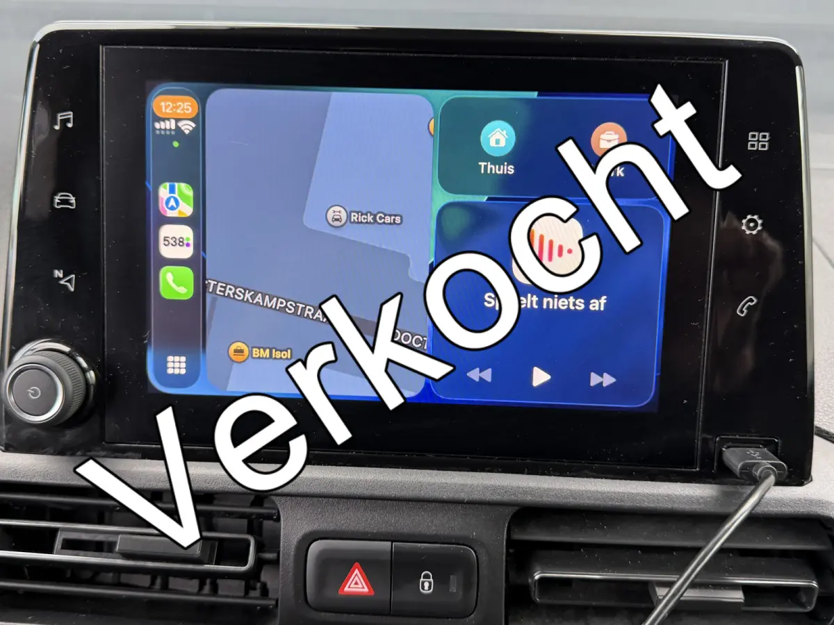 1.5 D-4D 100PK Euro 6 Live CarPlay/cruise control/navigatie systeem