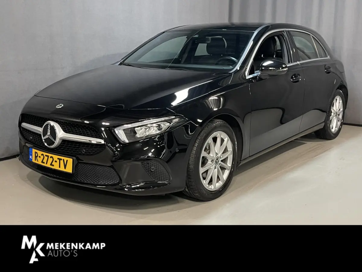 180 Advantage 17"/Sfeerverlichting/LED/Climate/Stoelverwarming/Apple Carplay & Android Auto