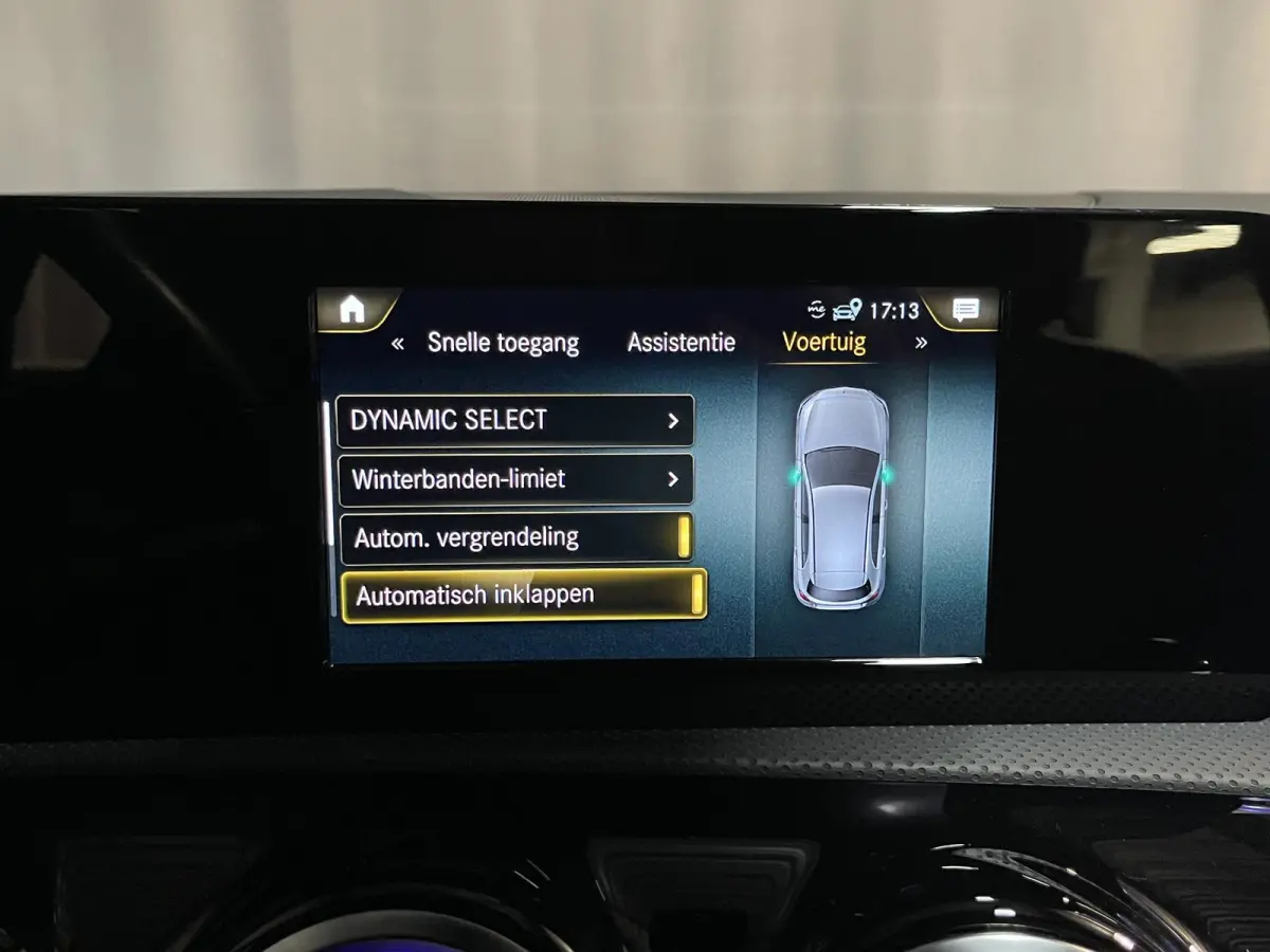180 Advantage 17"/Sfeerverlichting/LED/Climate/Stoelverwarming/Apple Carplay & Android Auto