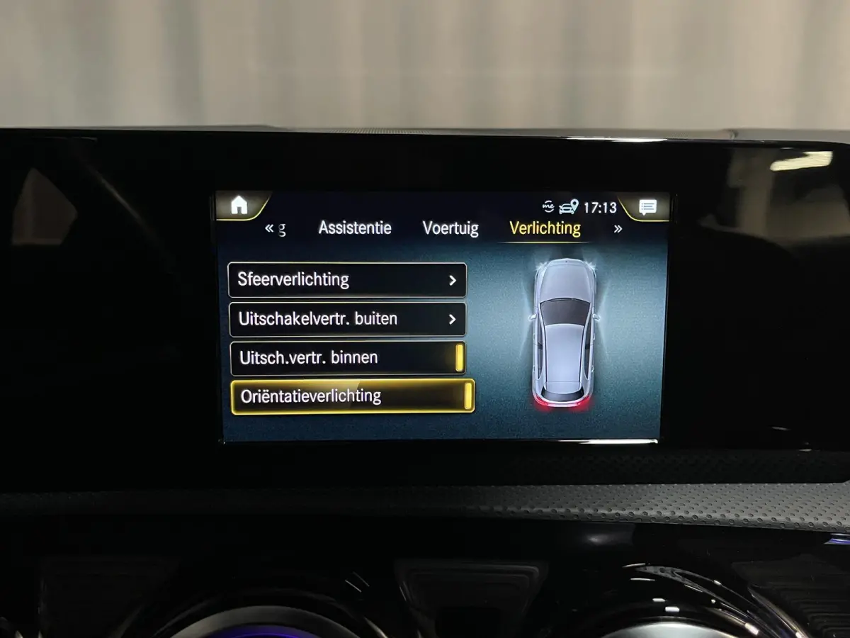 180 Advantage 17"/Sfeerverlichting/LED/Climate/Stoelverwarming/Apple Carplay & Android Auto