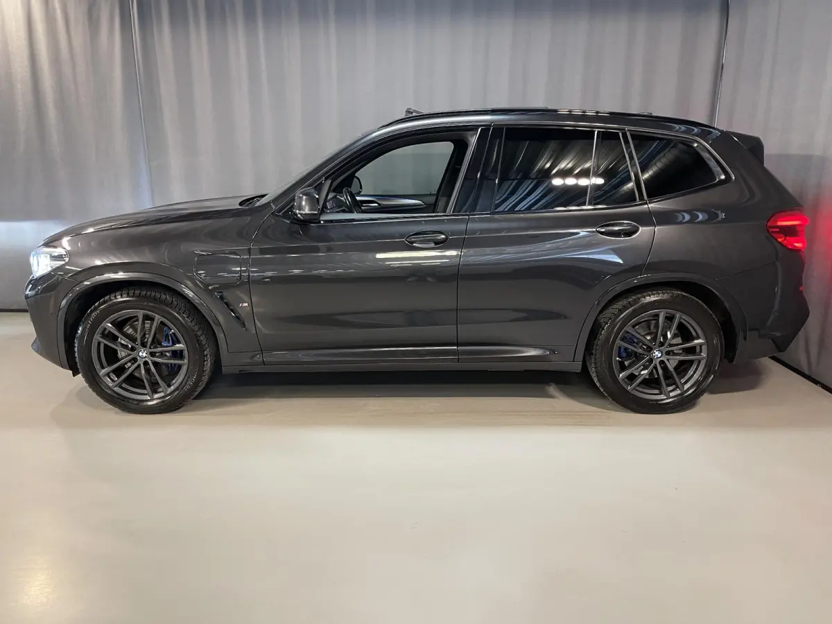 xDrive30e High Executive M Sport 19"/SOH 88%/Leder/Panoramadak/Trekhaak/Keyless/Head-up/Stoelverwarming/Sfeerverlichting/Camera/Apple Carplay & Android Auto