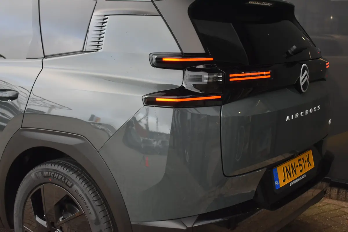 1.2 Hybrid 145 Max Tot 8 Jaar Garantie! | Vol-Leder | Massage | 360 Camera | Adaptive Cruise | Elektr. Achterklep | LED-Matrix | Navigatie | Sfeerverlichting | !!