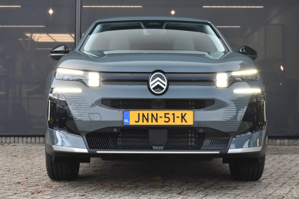 1.2 Hybrid 145 Max Tot 8 Jaar Garantie! | Vol-Leder | Massage | 360 Camera | Adaptive Cruise | Elektr. Achterklep | LED-Matrix | Navigatie | Sfeerverlichting | !!