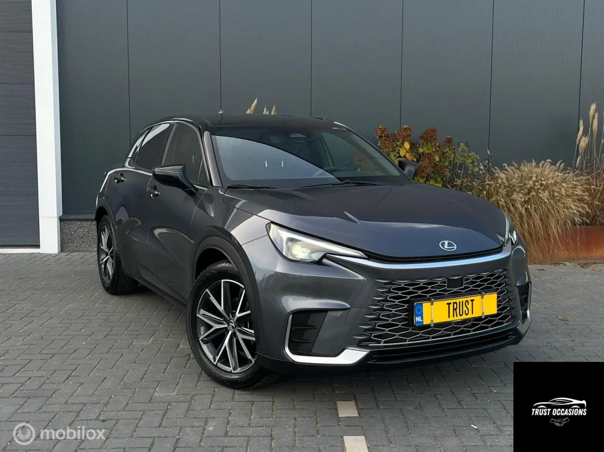 Cool 2WD Leder led Carplay Camera