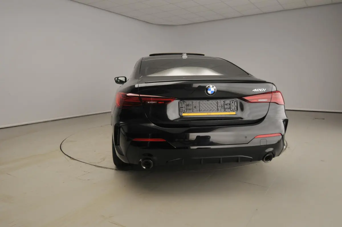 420i | M Sportpakket | M Sportpakket Pro | Innovation Pack | Showroom Selection