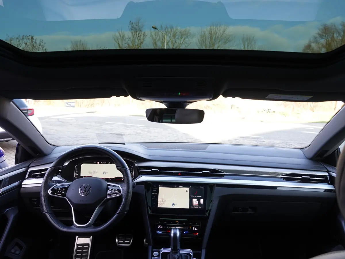 1.4 TSI eHybrid R-Line PANO | HUD | TREKH. | ACC | DODE-HOEK