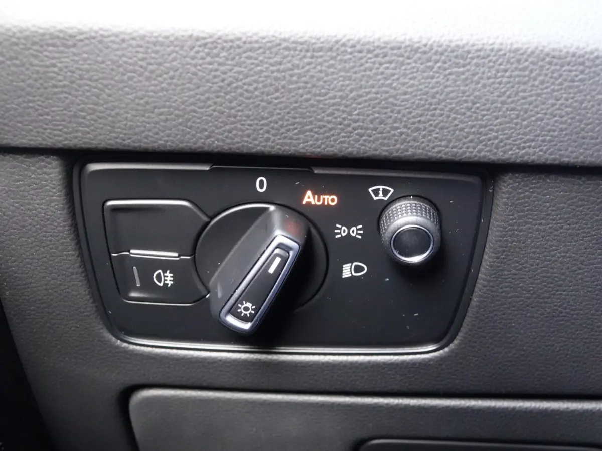 1.4 TSI eHybrid R-Line PANO | HUD | TREKH. | ACC | DODE-HOEK