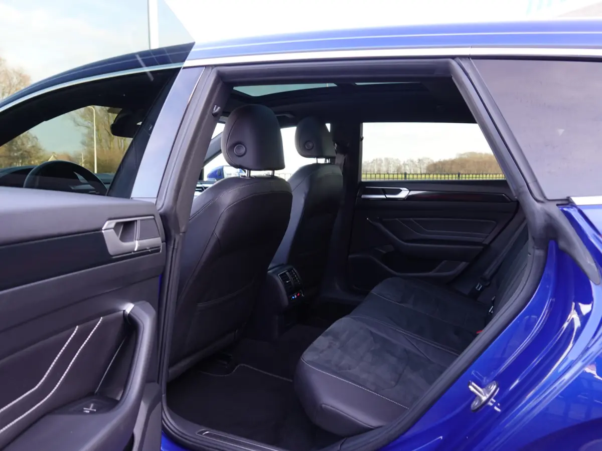 1.4 TSI eHybrid R-Line PANO | HUD | TREKH. | ACC | DODE-HOEK