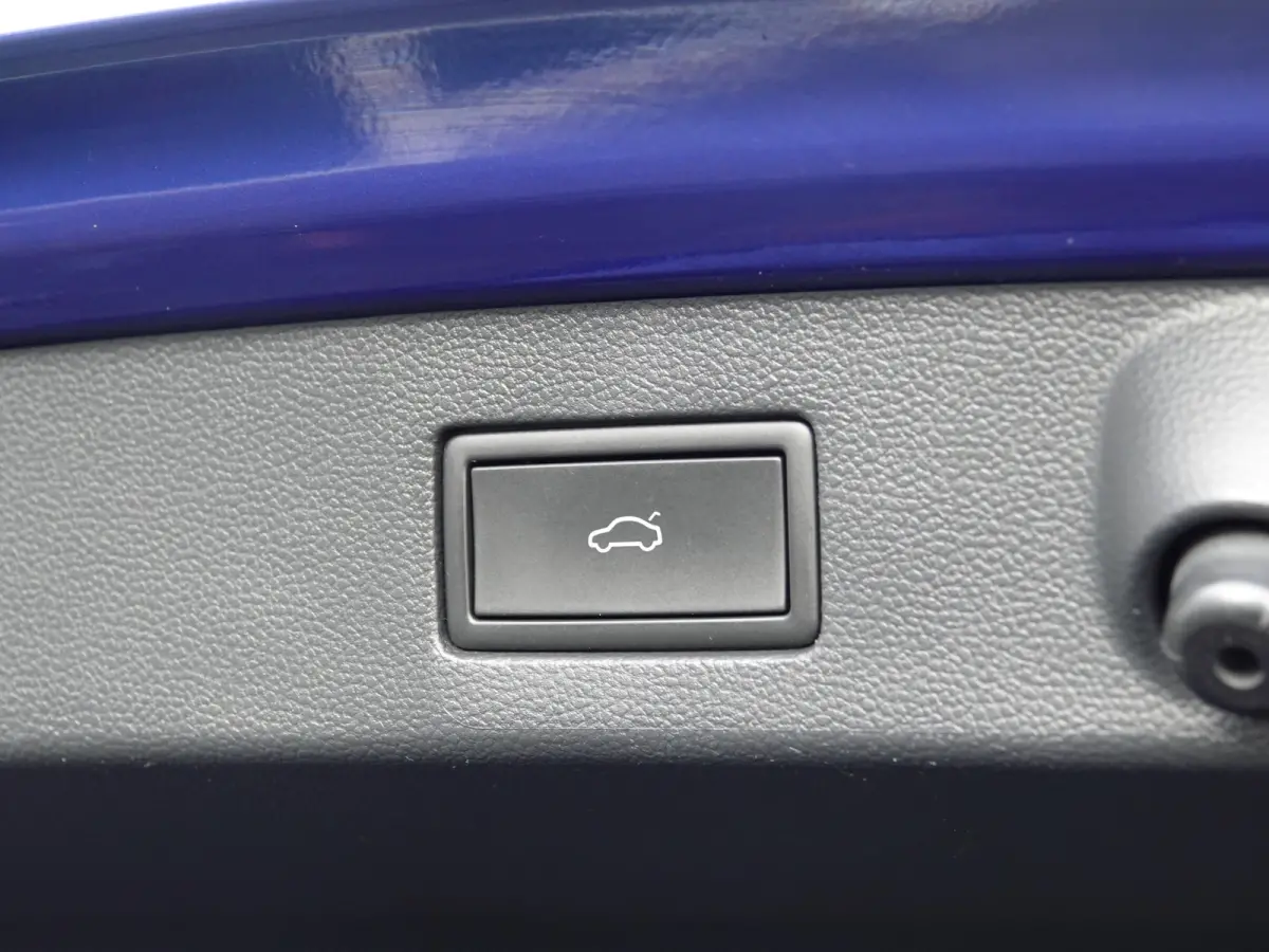 1.4 TSI eHybrid R-Line PANO | HUD | TREKH. | ACC | DODE-HOEK