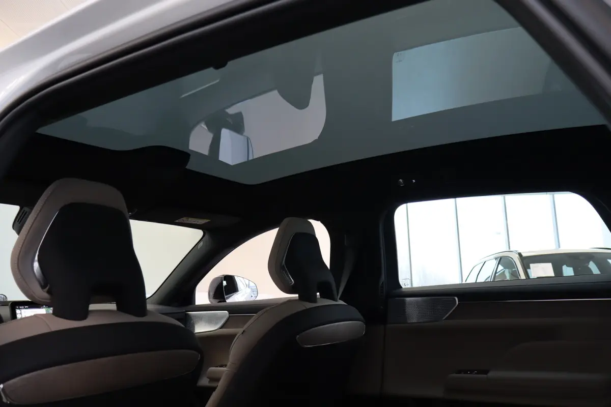 Extended Range 333PK Ultra 92 kWh | Pilot Assist | Bowers & Wilkins audiosysteem | 22" 5-Y-spaaks Glossy Black Diamond Cut